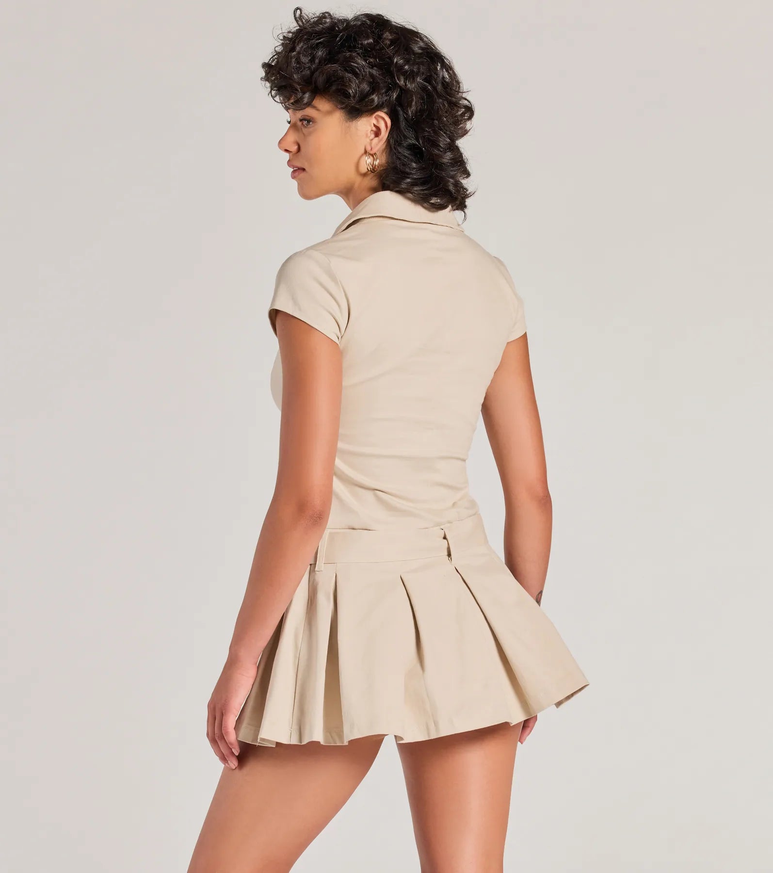 Preppy-Chic Belted And Pleated Skater Dress - Image 2