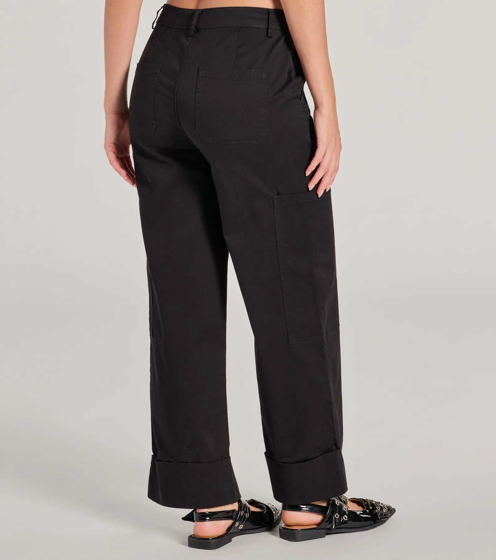 Weekend Trip High-Rise Cuffed Cargo Pants - Image 2