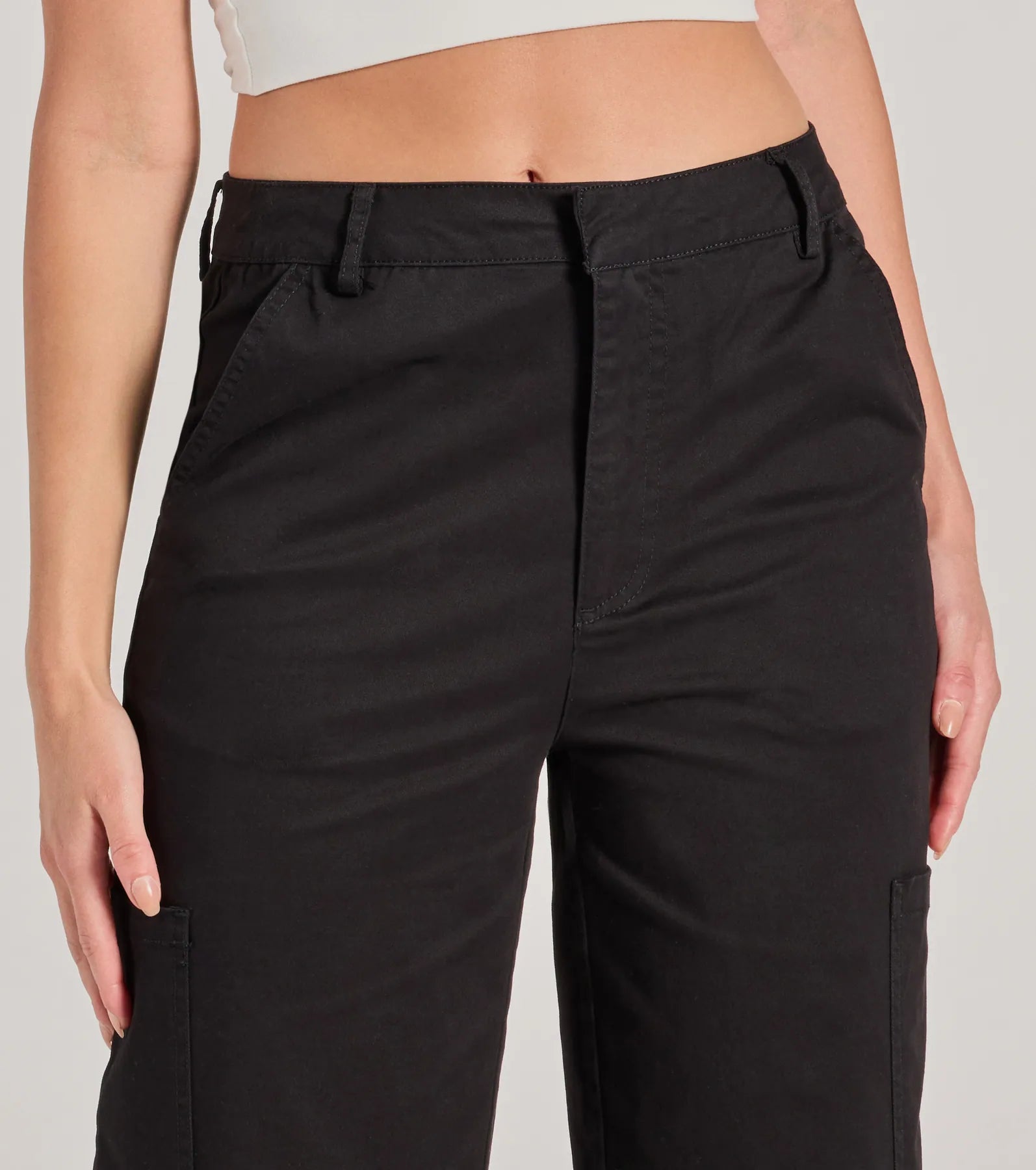 Weekend Trip High-Rise Cuffed Cargo Pants - Image 3