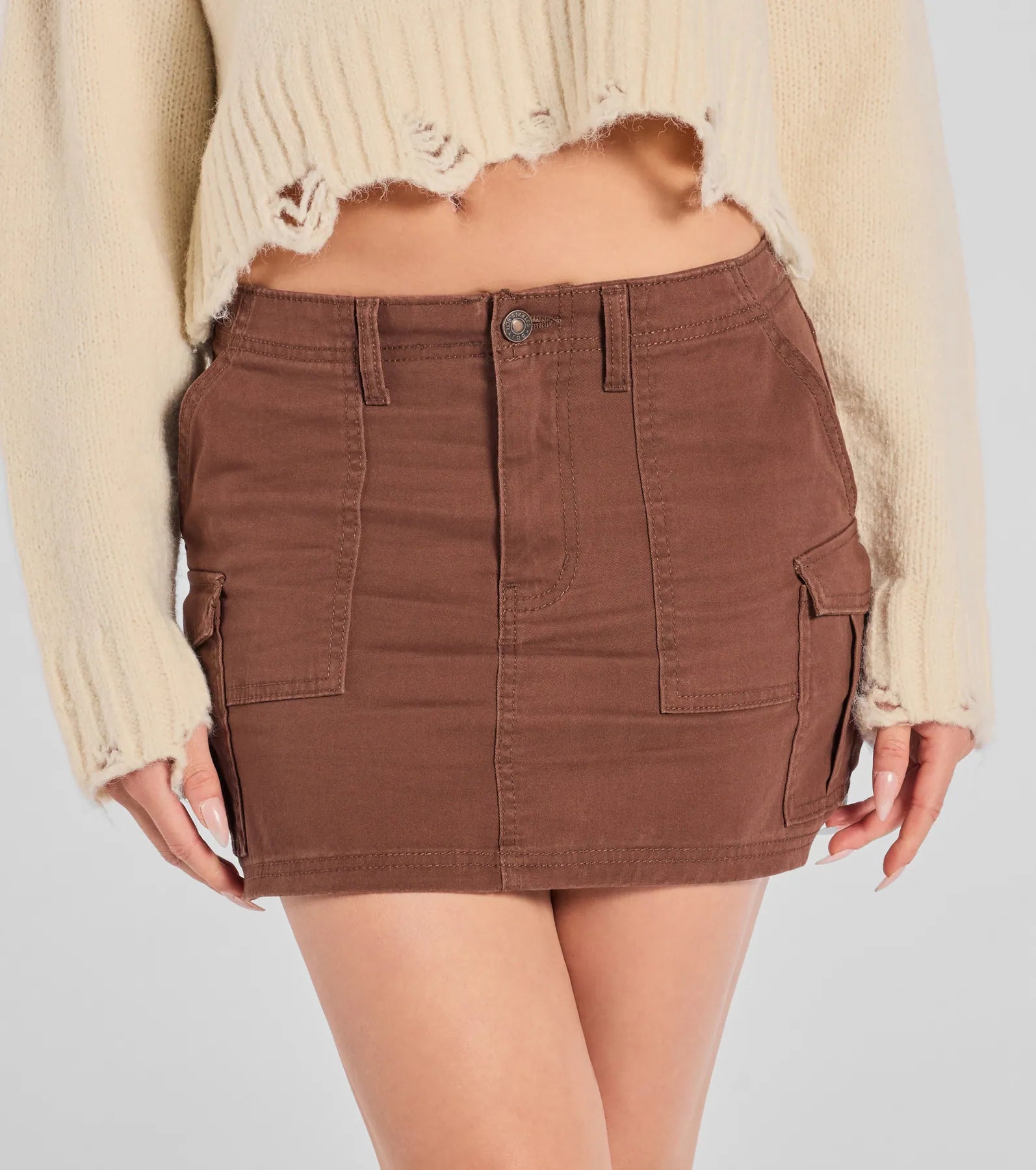Casually Cool Mid-Rise Cargo Mini Skirt - Image 4