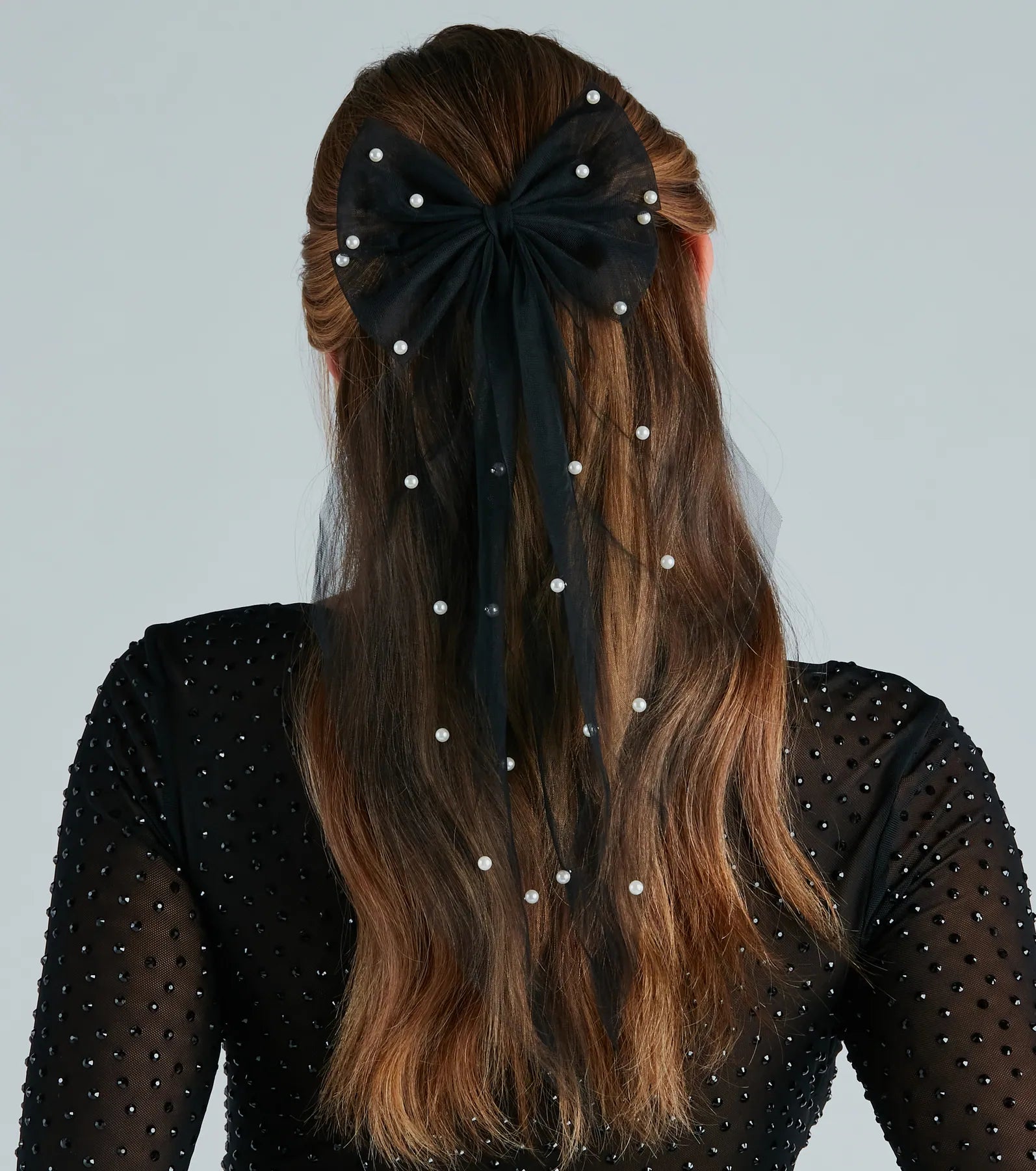 Charming Touch Faux Pearl Tulle Bow Hair Clip - Image 3